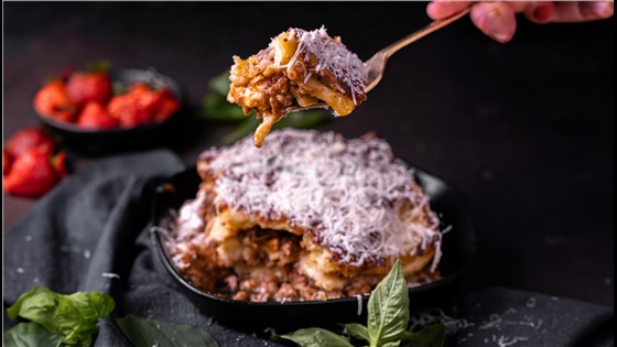 Frozen Meals - Beef Lasagna - Feeds 3-4